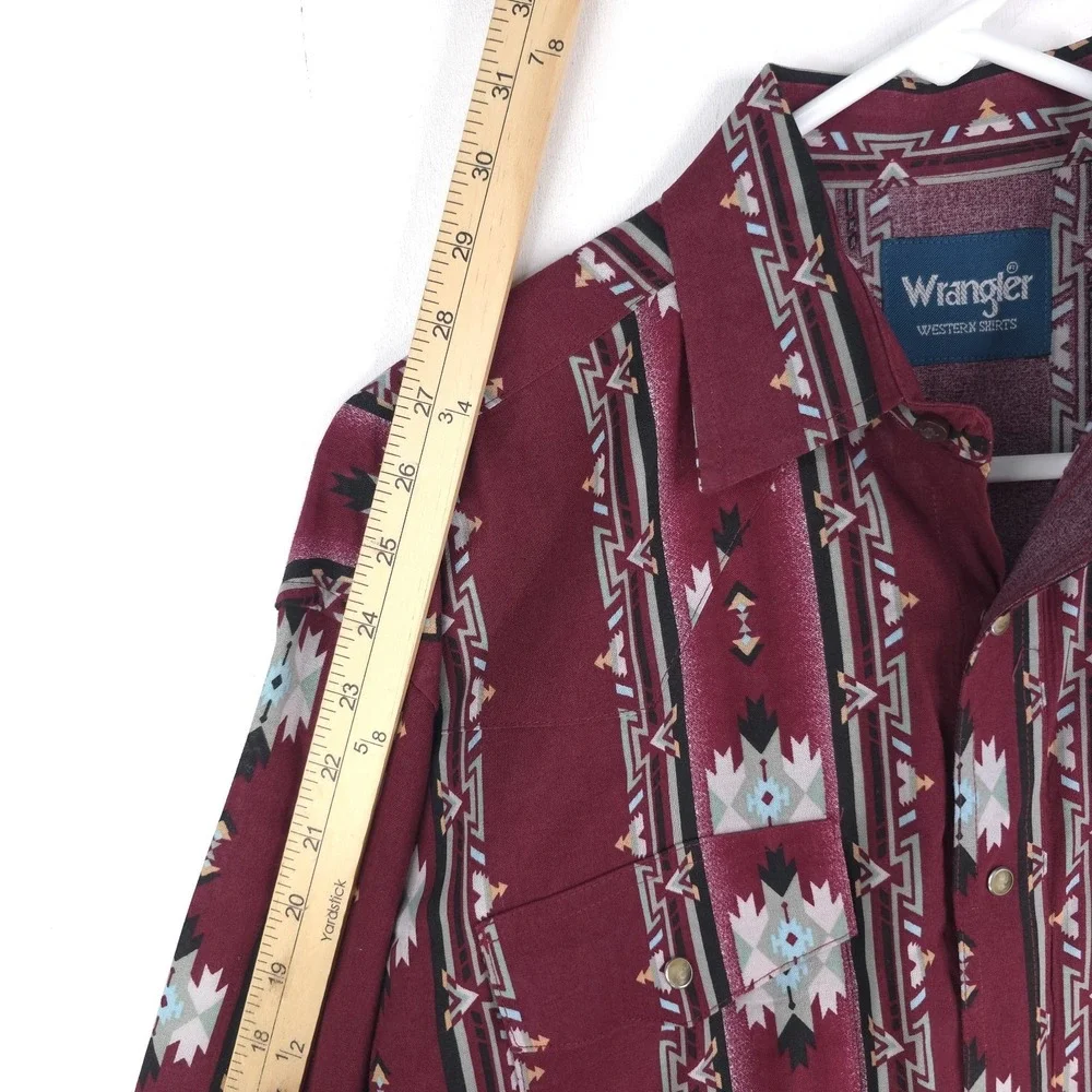 Wrangler Men's Medium Aztec Checotah Western Pearl Snap Shirt Southwestern Print